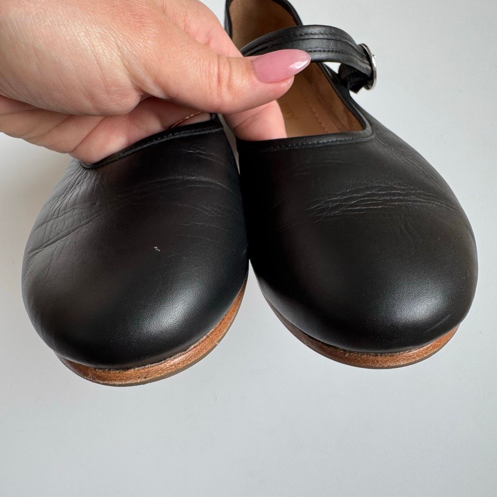 Poppy Barley Modern Day Mary Jane Strap Round Toe Black Leather Flats Size 7.5 — image 5 of 8